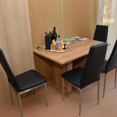 Holiday home Pocitniske Hiske Murania *